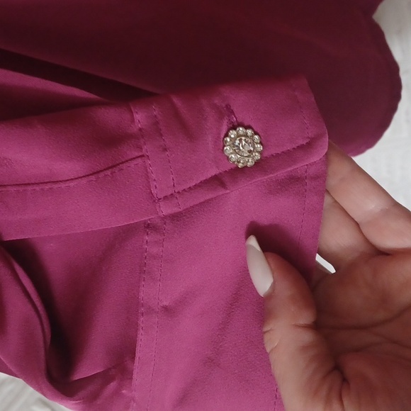 Fuscia Silk-Satin Blouse with Glass & Rhinestone Buttons Plus sz. 3X - Picture 3 of 5